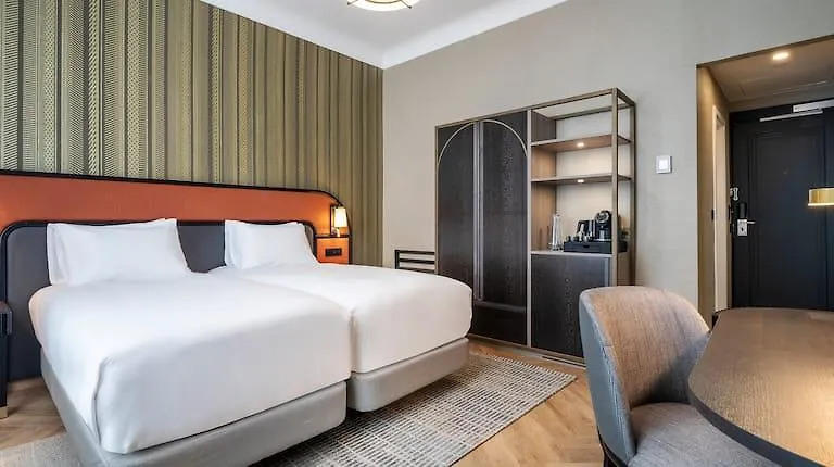 Saint-Josse-ten-Noode Doubletree By Hilton Brussels City מלון