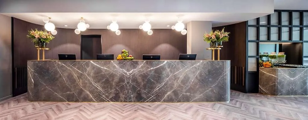 Saint-Josse-ten-Noode Doubletree By Hilton Brussels City מלון