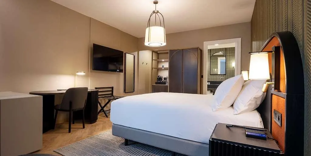 Saint-Josse-ten-Noode Doubletree By Hilton Brussels City מלון