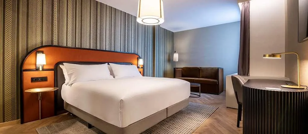 Saint-Josse-ten-Noode Doubletree By Hilton Brussels City 4*,  בלגיה