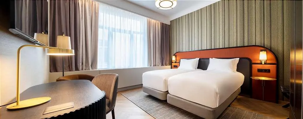 מלון Saint-Josse-ten-Noode Doubletree By Hilton Brussels City