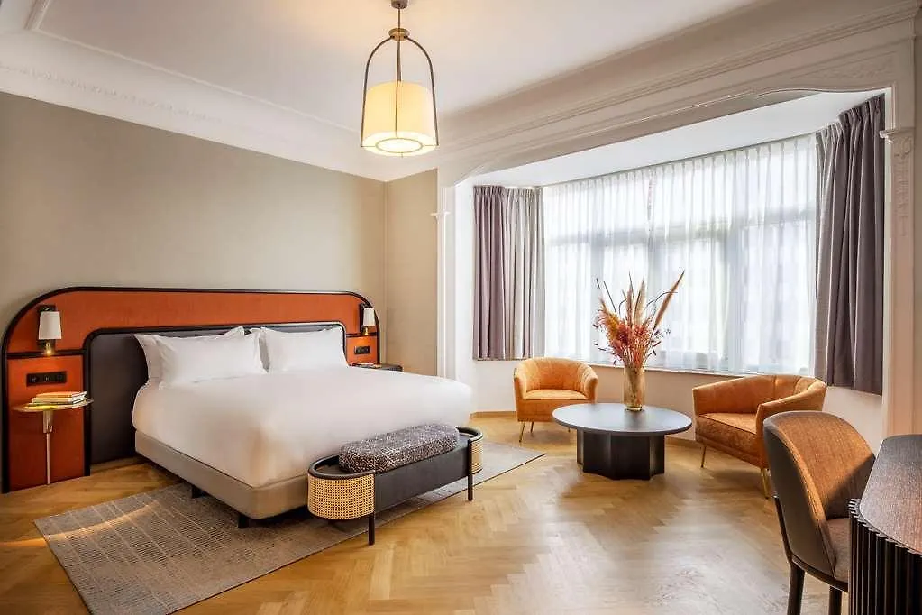 Saint-Josse-ten-Noode Doubletree By Hilton Brussels City בלגיה