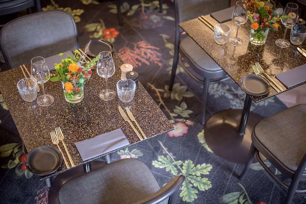 Saint-Josse-ten-Noode Doubletree By Hilton Brussels City בלגיה