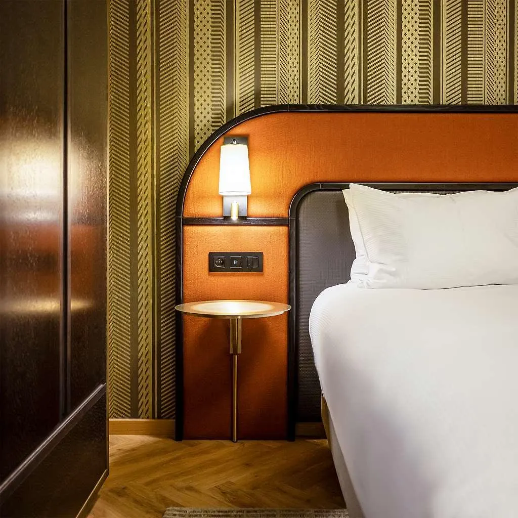 מלון Saint-Josse-ten-Noode Doubletree By Hilton Brussels City