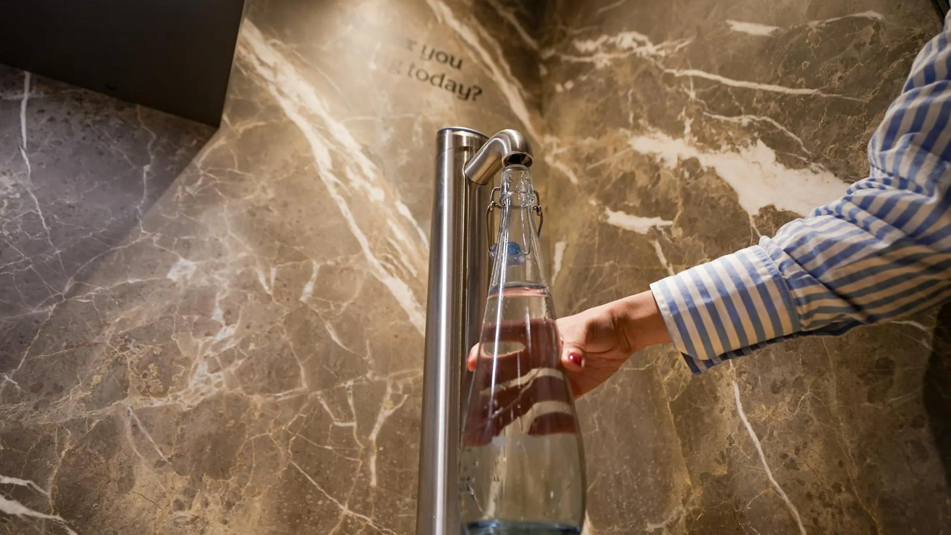 **** מלון Saint-Josse-ten-Noode Doubletree By Hilton Brussels City בלגיה